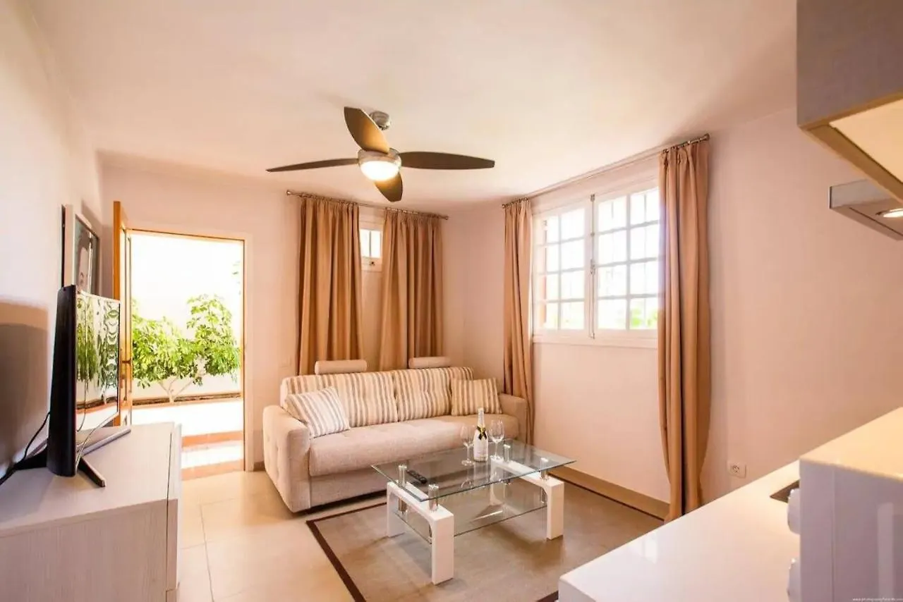 1 Bedroom Apartment For 4 People In Tenerife أذيخي 0*,  إسبانيا