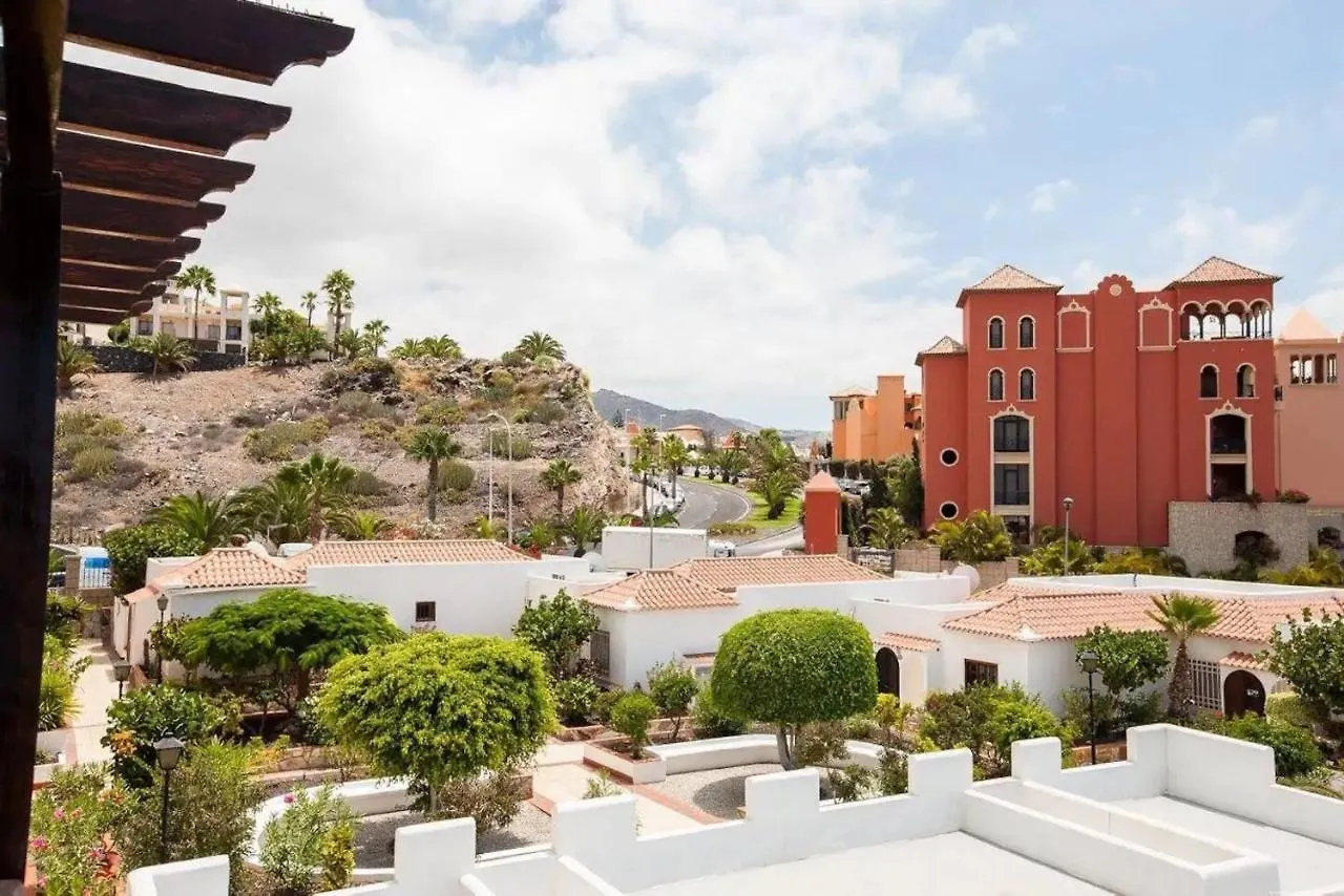1 Bedroom Apartment For 4 People In Tenerife Costa Adeje