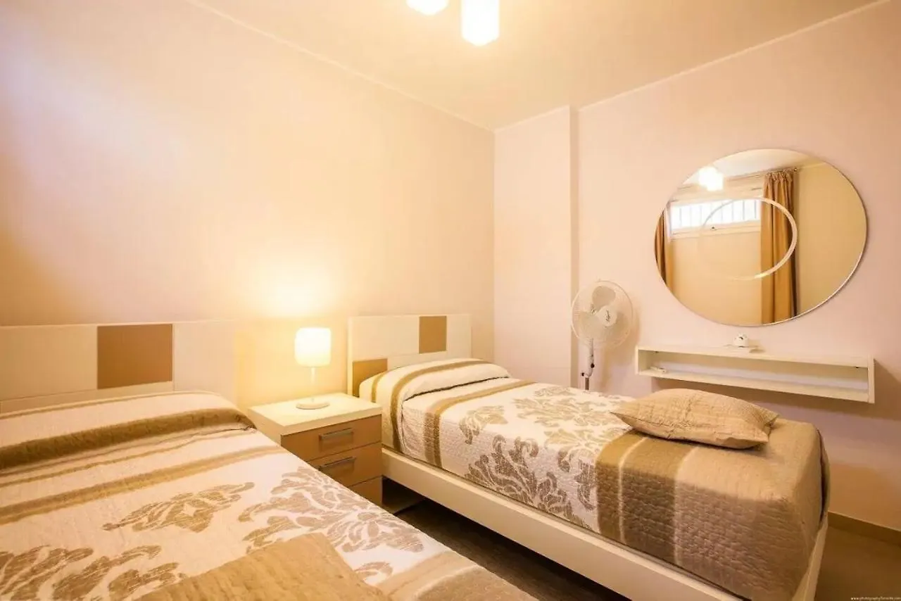 1 Bedroom Apartment For 4 People In Tenerife Costa Adeje  Spain
