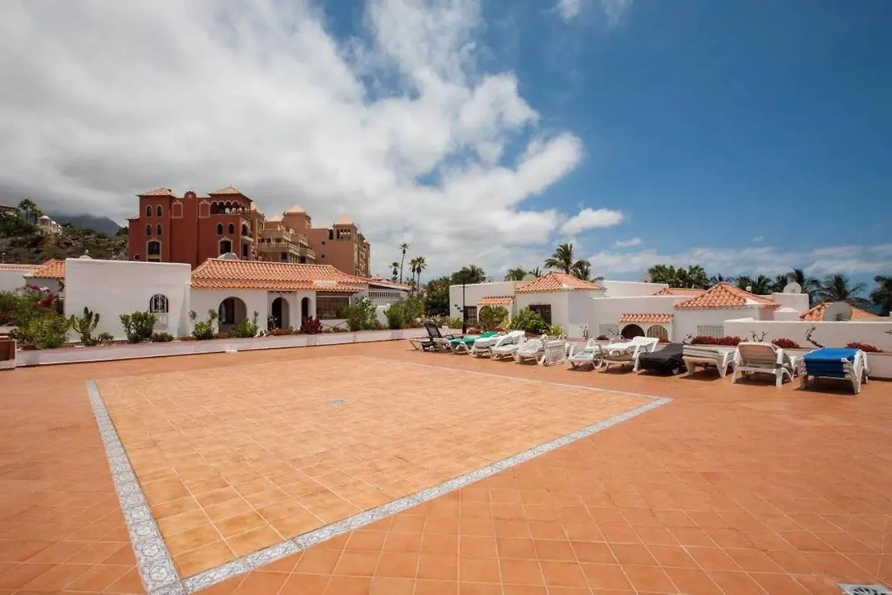 1 Bedroom Apartment For 4 People In Tenerife Costa Adeje  Spain