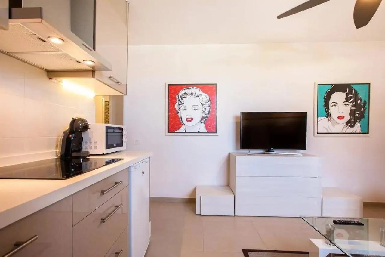 1 Bedroom Apartment For 4 People In Tenerife Costa Adeje  Costa Adeje (Tenerife)