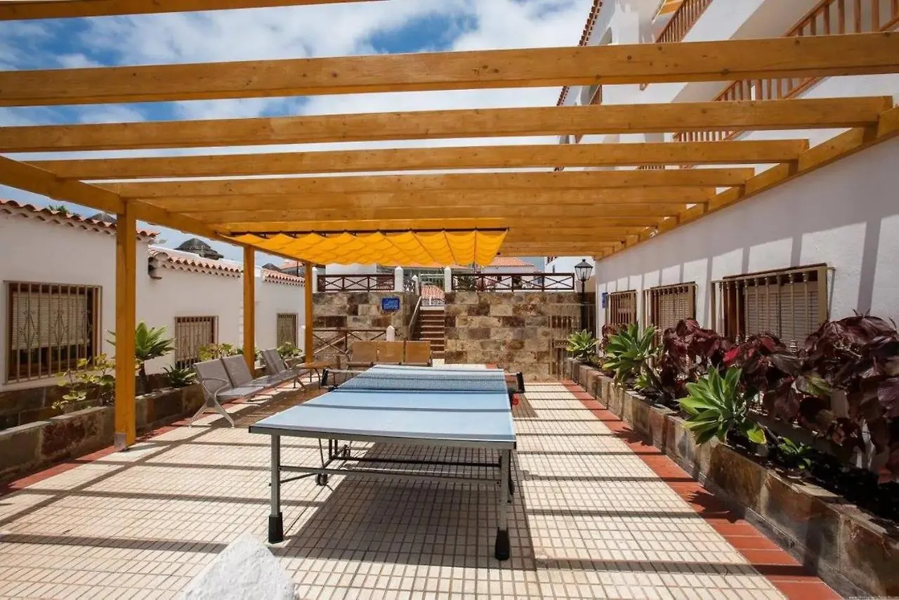 1 Bedroom Apartment For 4 People In Tenerife Costa Adeje